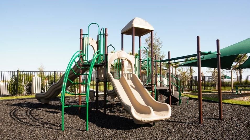 Active With Contract: $324,990 (3 beds, 2 baths, 1835 Square Feet)