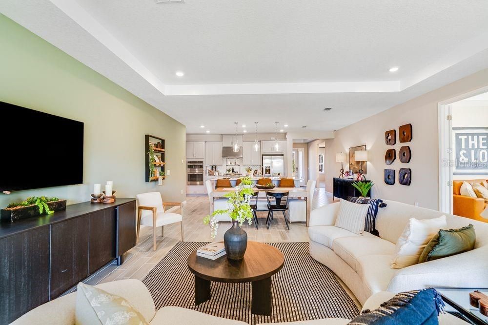 Activo con contrato: $666,000 (4 camas, 4 baños, 2921 Pies cuadrados)