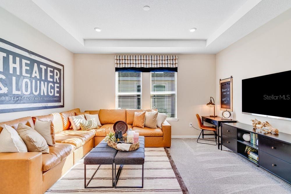 Activo con contrato: $666,000 (4 camas, 4 baños, 2921 Pies cuadrados)