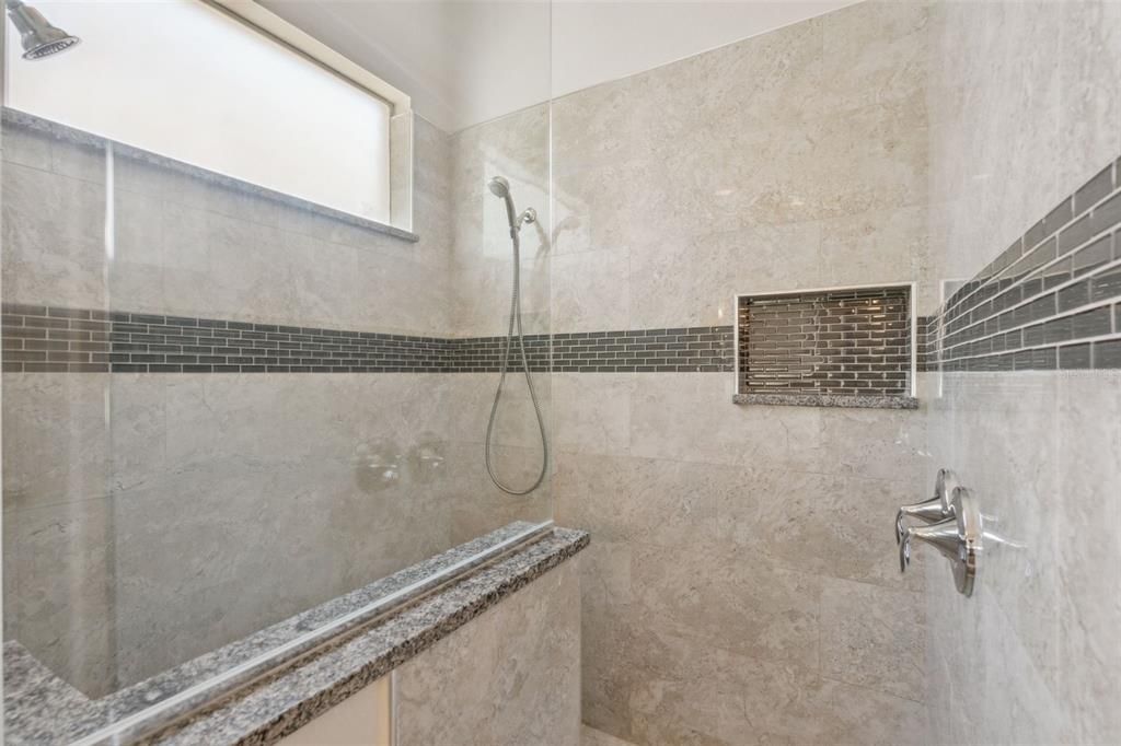 For Sale: $675,000 (4 beds, 3 baths, 2650 Square Feet)