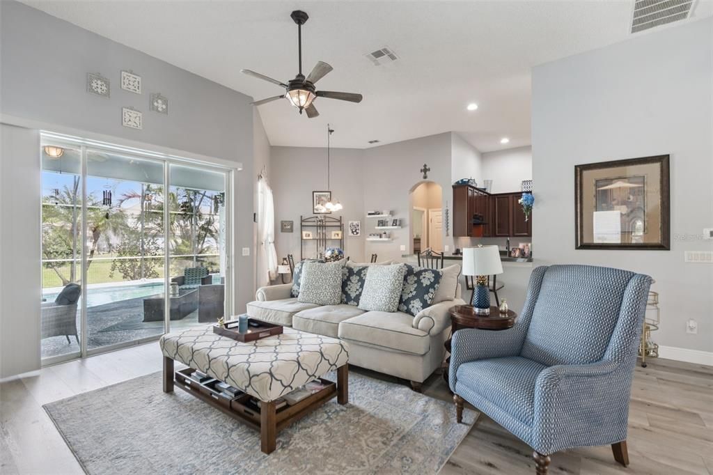 For Sale: $675,000 (4 beds, 3 baths, 2650 Square Feet)