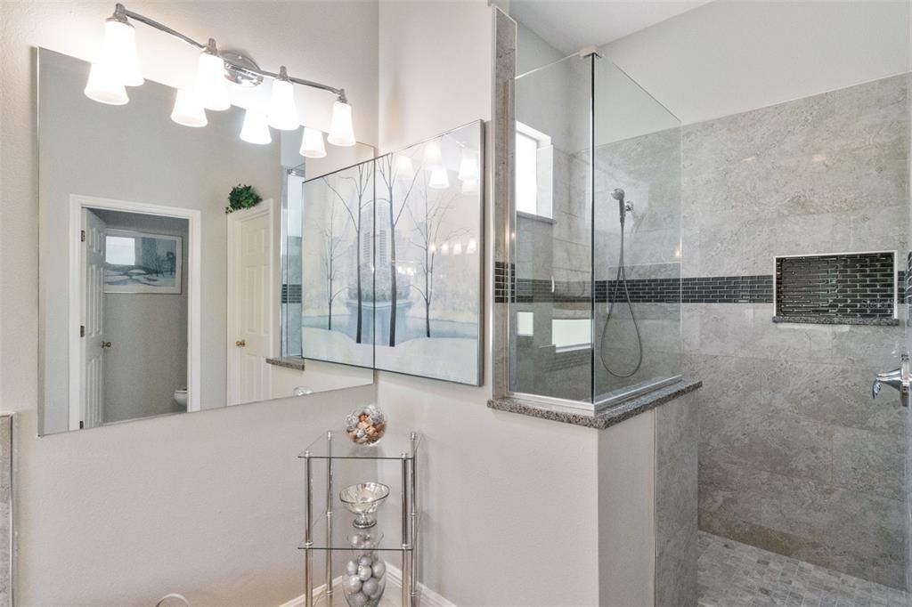 For Sale: $675,000 (4 beds, 3 baths, 2650 Square Feet)