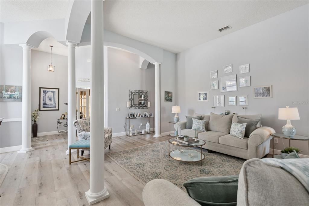 For Sale: $675,000 (4 beds, 3 baths, 2650 Square Feet)