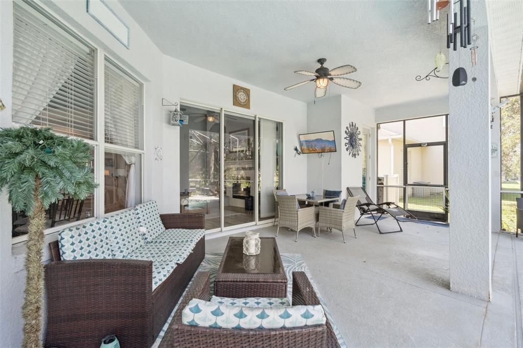 For Sale: $675,000 (4 beds, 3 baths, 2650 Square Feet)