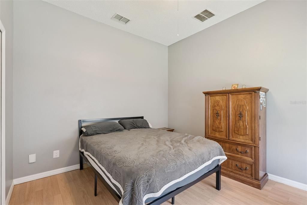 For Sale: $675,000 (4 beds, 3 baths, 2650 Square Feet)