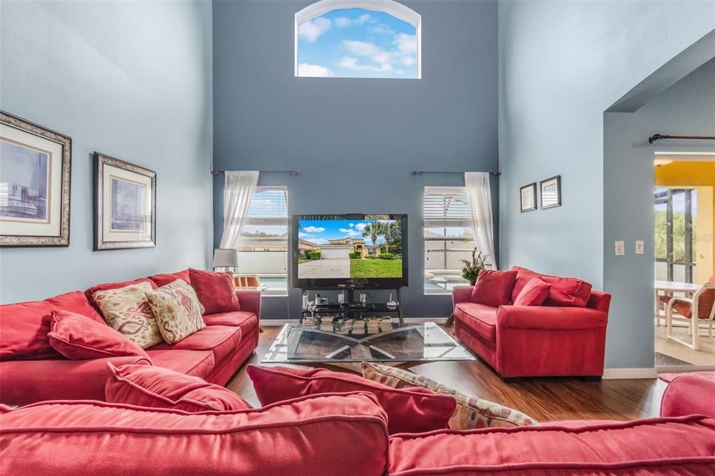 Active With Contract: $474,900 (5 beds, 4 baths, 2317 Square Feet)