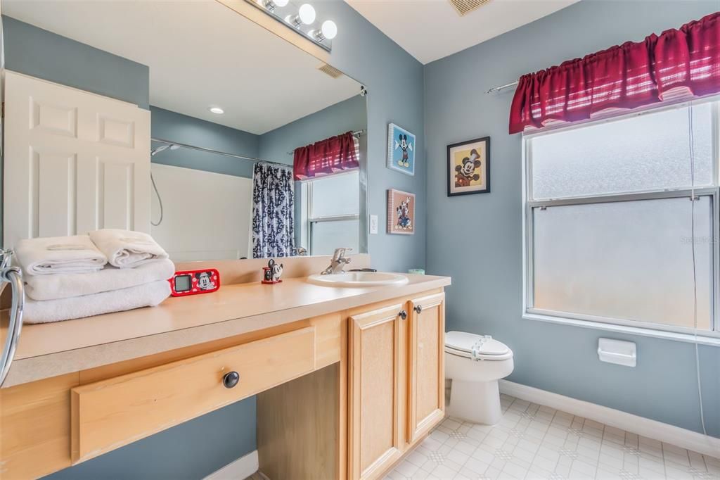 Active With Contract: $474,900 (5 beds, 4 baths, 2317 Square Feet)