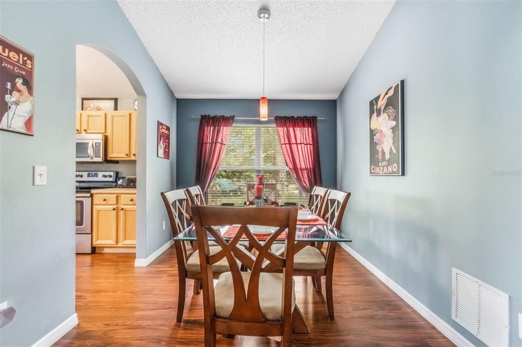 Active With Contract: $474,900 (5 beds, 4 baths, 2317 Square Feet)