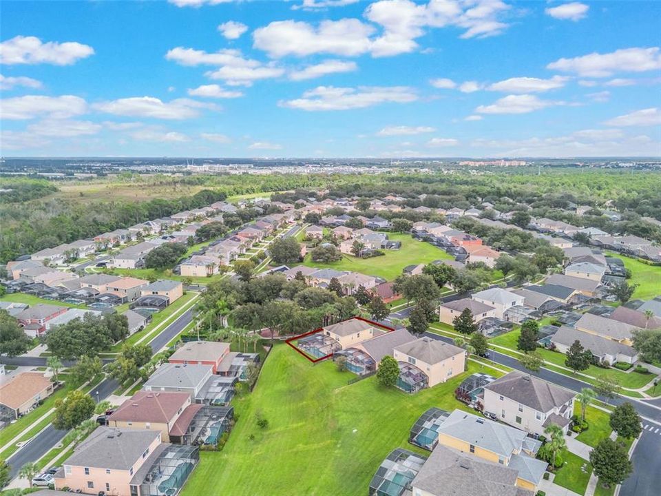 Active With Contract: $474,900 (5 beds, 4 baths, 2317 Square Feet)