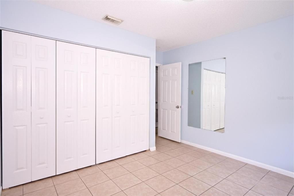 待售: $240,000 (3 贝兹, 2 浴室, 1247 平方英尺)