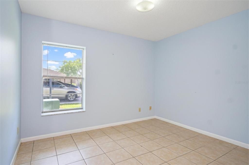 待售: $240,000 (3 贝兹, 2 浴室, 1247 平方英尺)