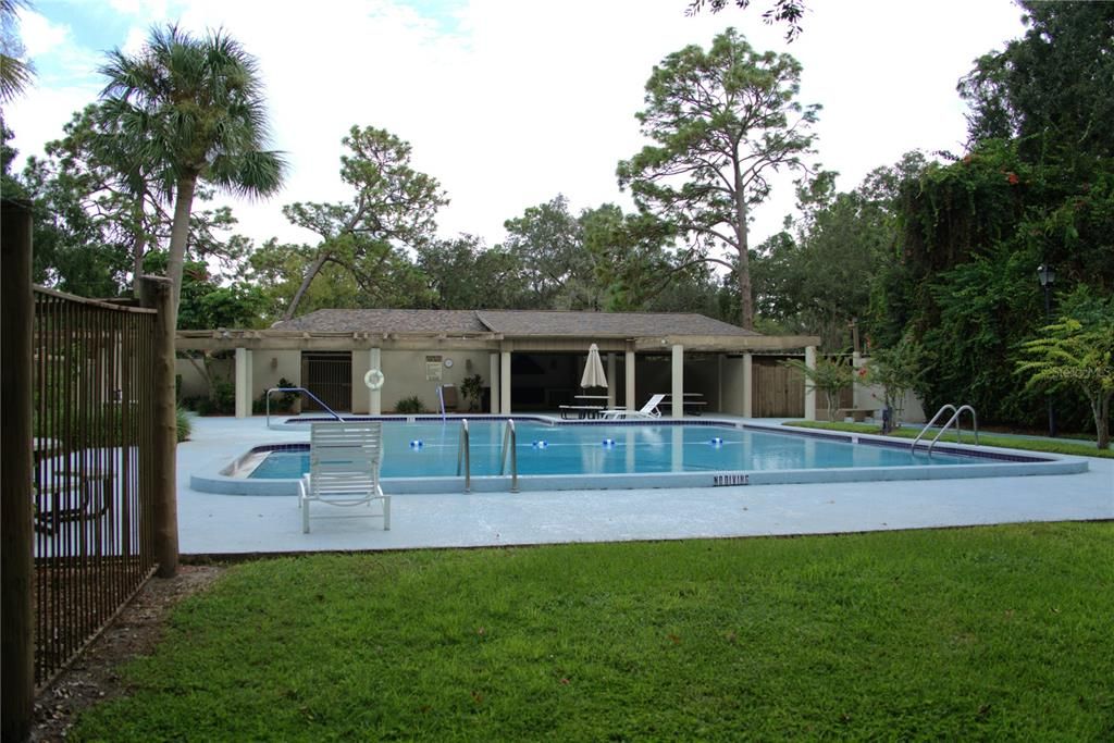 待售: $240,000 (3 贝兹, 2 浴室, 1247 平方英尺)