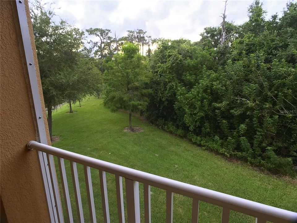 Active With Contract: $1,850 (2 beds, 2 baths, 1092 Square Feet)