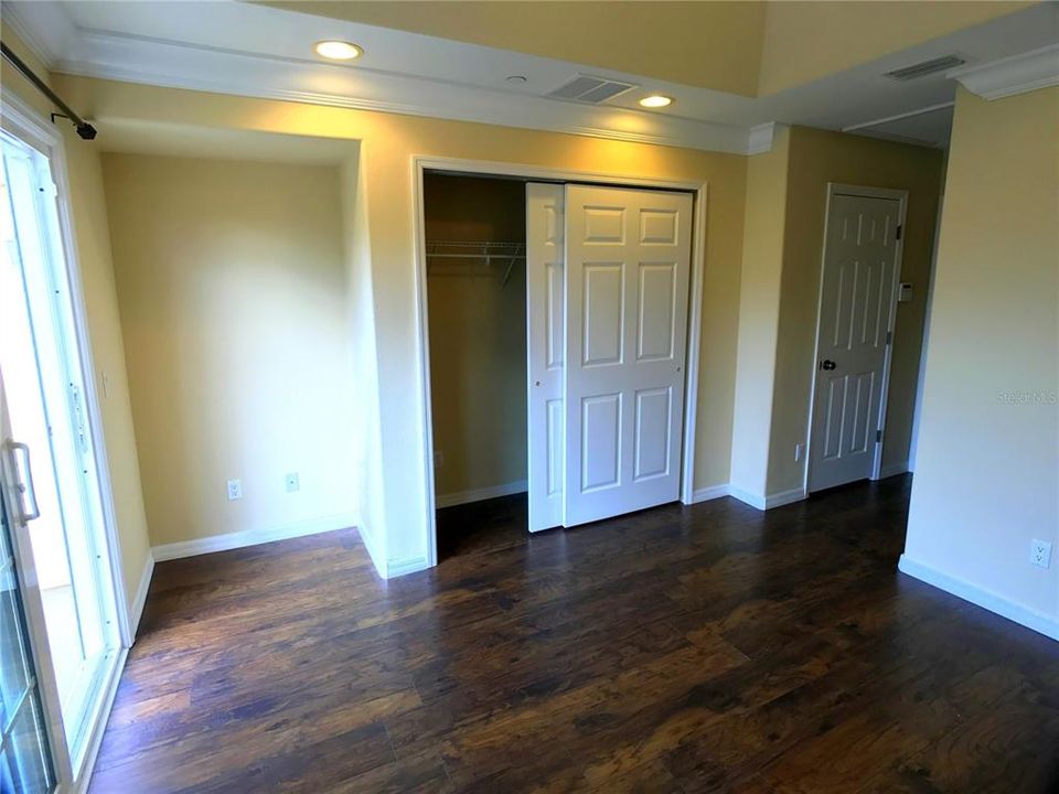 Active With Contract: $1,850 (2 beds, 2 baths, 1092 Square Feet)