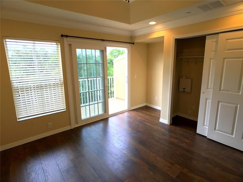 Active With Contract: $1,850 (2 beds, 2 baths, 1092 Square Feet)