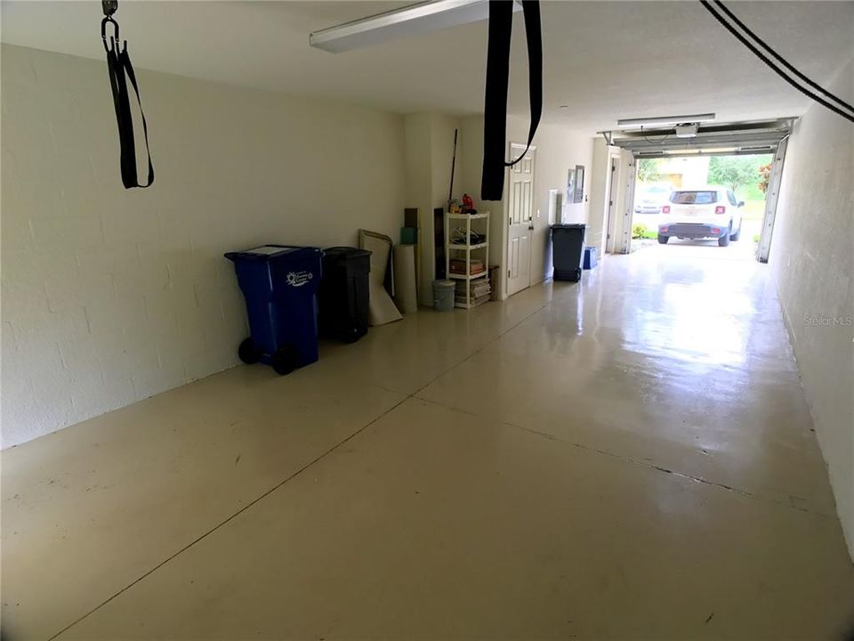 Active With Contract: $1,850 (2 beds, 2 baths, 1092 Square Feet)