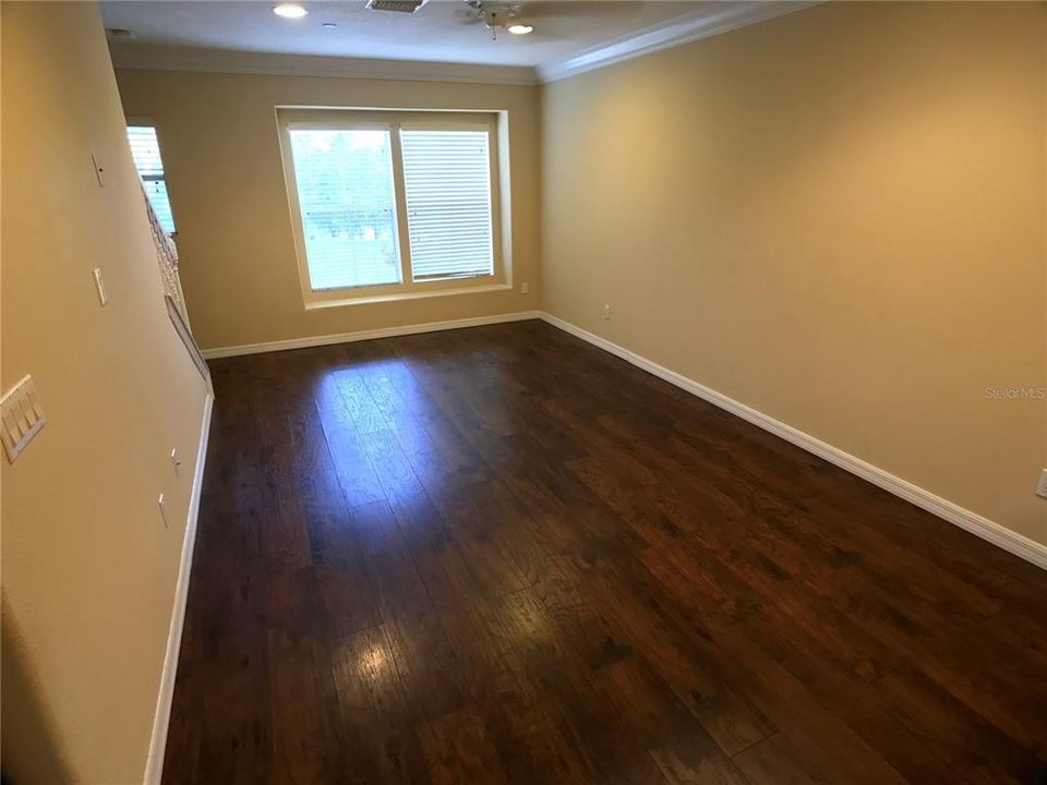 Active With Contract: $1,850 (2 beds, 2 baths, 1092 Square Feet)