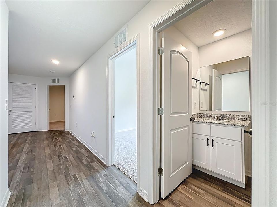 待售: $232,900 (3 贝兹, 2 浴室, 1272 平方英尺)