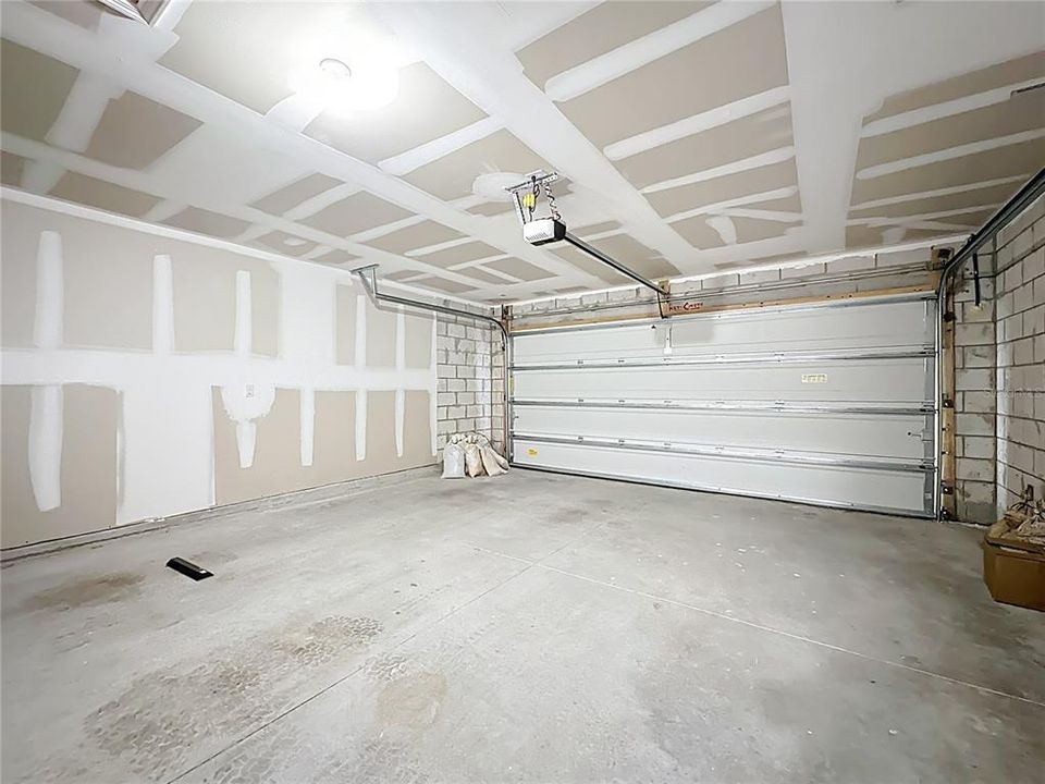 待售: $232,900 (3 贝兹, 2 浴室, 1272 平方英尺)