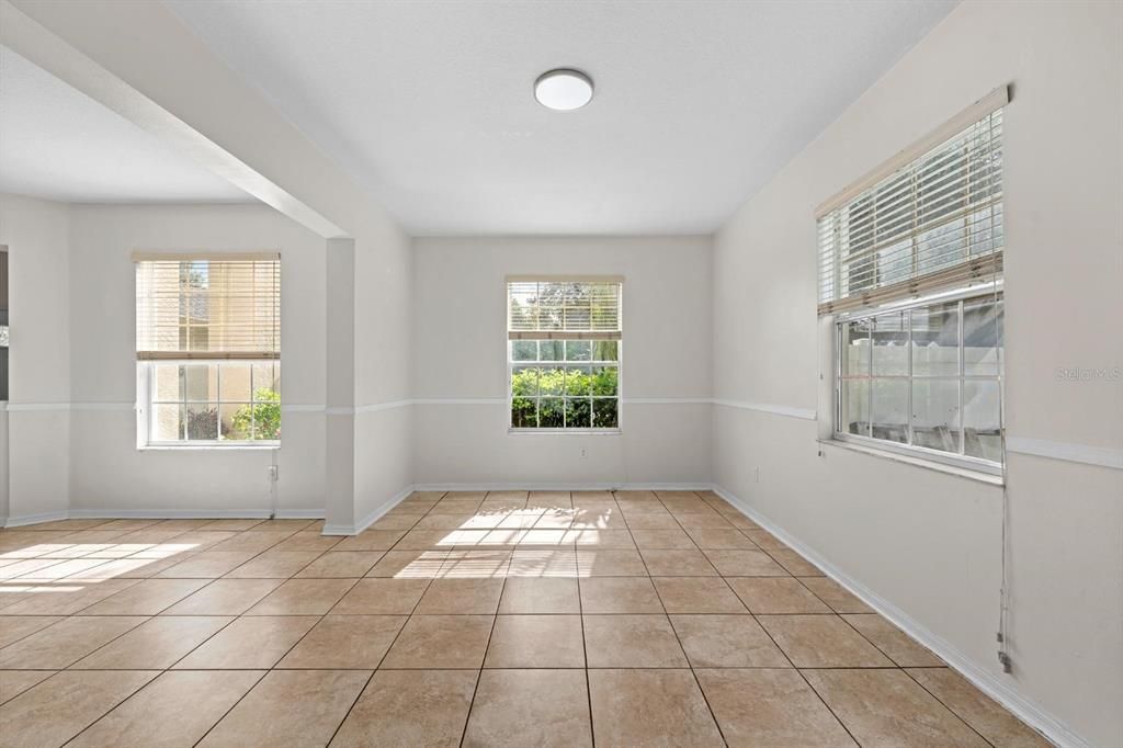 待售: $739,000 (4 贝兹, 3 浴室, 3324 平方英尺)