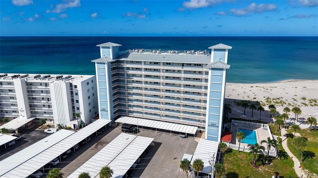 For Sale: $675,000 (2 beds, 2 baths, 1309 Square Feet)