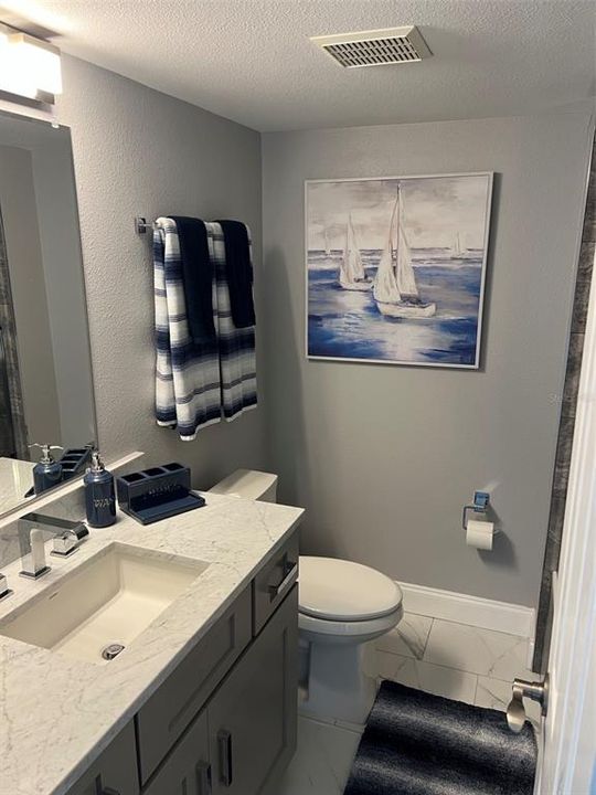 For Rent: $5,500 (2 beds, 2 baths, 1100 Square Feet)