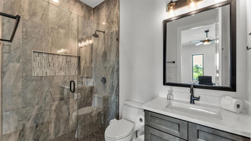 待售: $725,000 (4 贝兹, 3 浴室, 2533 平方英尺)