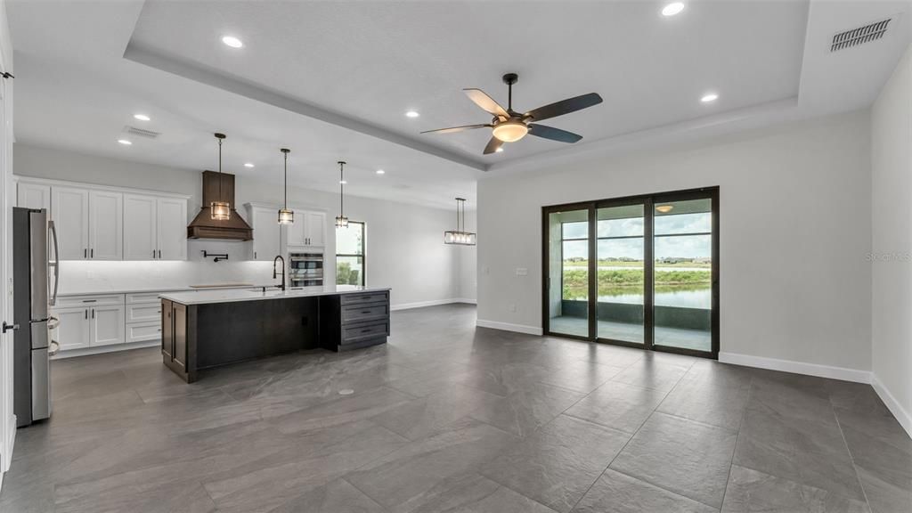 待售: $725,000 (4 贝兹, 3 浴室, 2533 平方英尺)