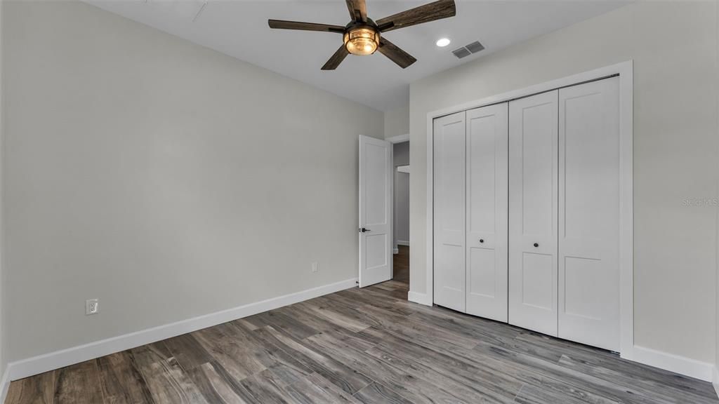 待售: $725,000 (4 贝兹, 3 浴室, 2533 平方英尺)