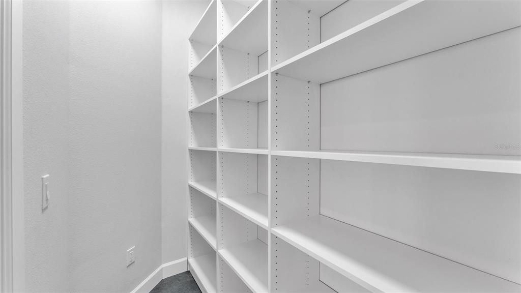 待售: $725,000 (4 贝兹, 3 浴室, 2533 平方英尺)