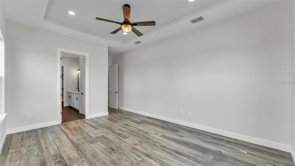 待售: $725,000 (4 贝兹, 3 浴室, 2533 平方英尺)