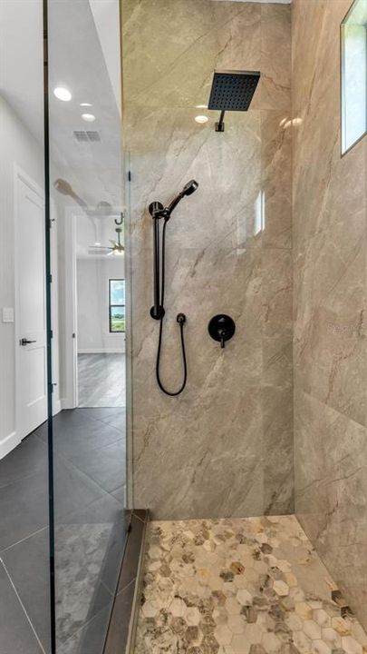 待售: $725,000 (4 贝兹, 3 浴室, 2533 平方英尺)