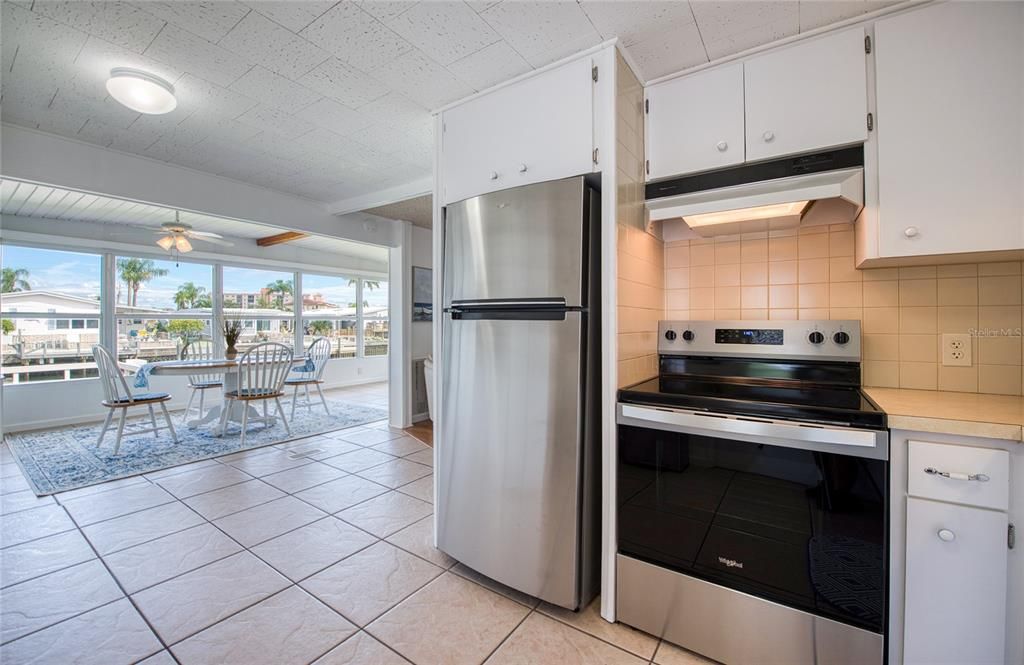 En Venta: $239,900 (2 camas, 2 baños, 768 Pies cuadrados)