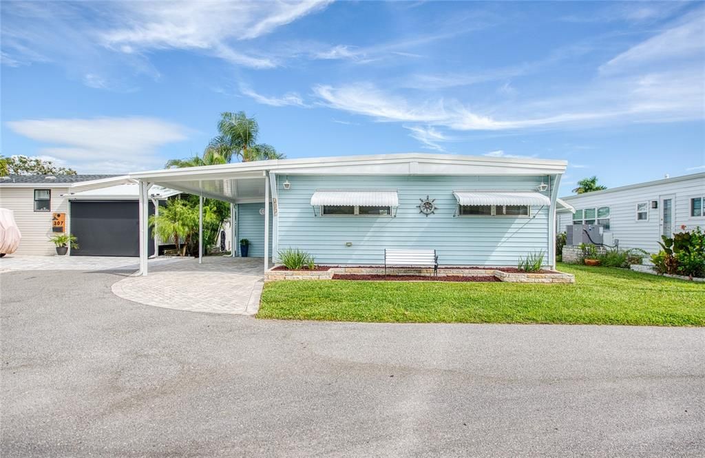 En Venta: $239,900 (2 camas, 2 baños, 768 Pies cuadrados)