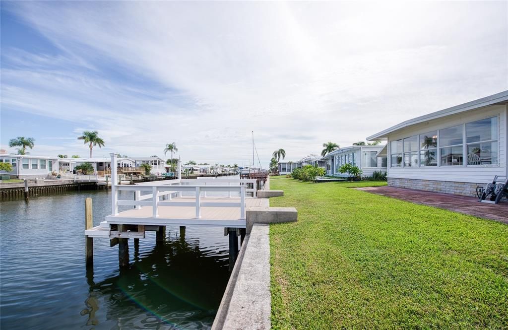 En Venta: $239,900 (2 camas, 2 baños, 768 Pies cuadrados)