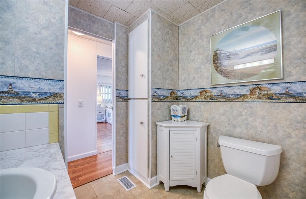 En Venta: $239,900 (2 camas, 2 baños, 768 Pies cuadrados)