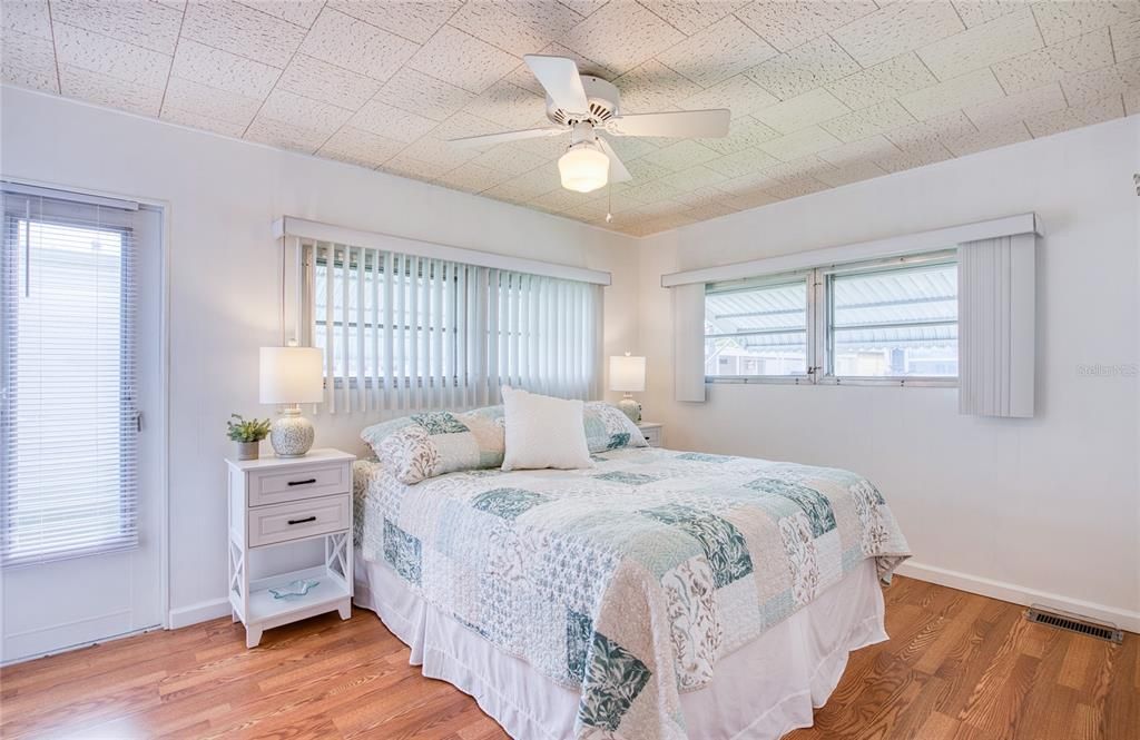 En Venta: $239,900 (2 camas, 2 baños, 768 Pies cuadrados)