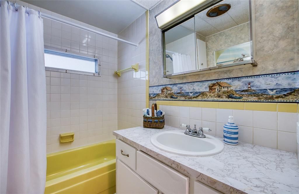 En Venta: $239,900 (2 camas, 2 baños, 768 Pies cuadrados)