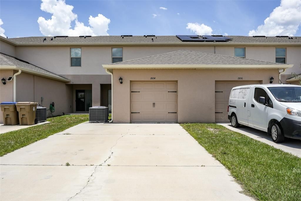 Active With Contract: $2,050 (3 beds, 2 baths, 1624 Square Feet)