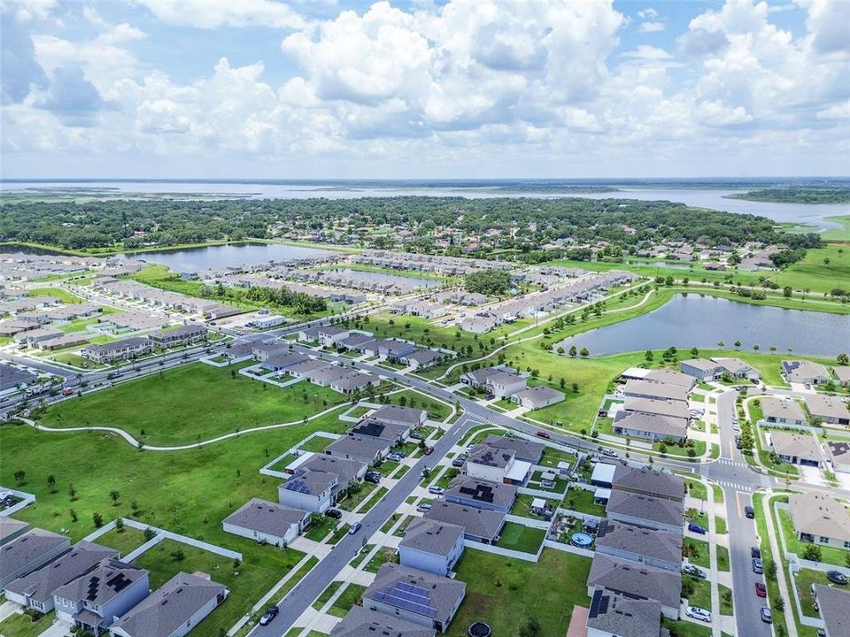 Active With Contract: $2,050 (3 beds, 2 baths, 1624 Square Feet)