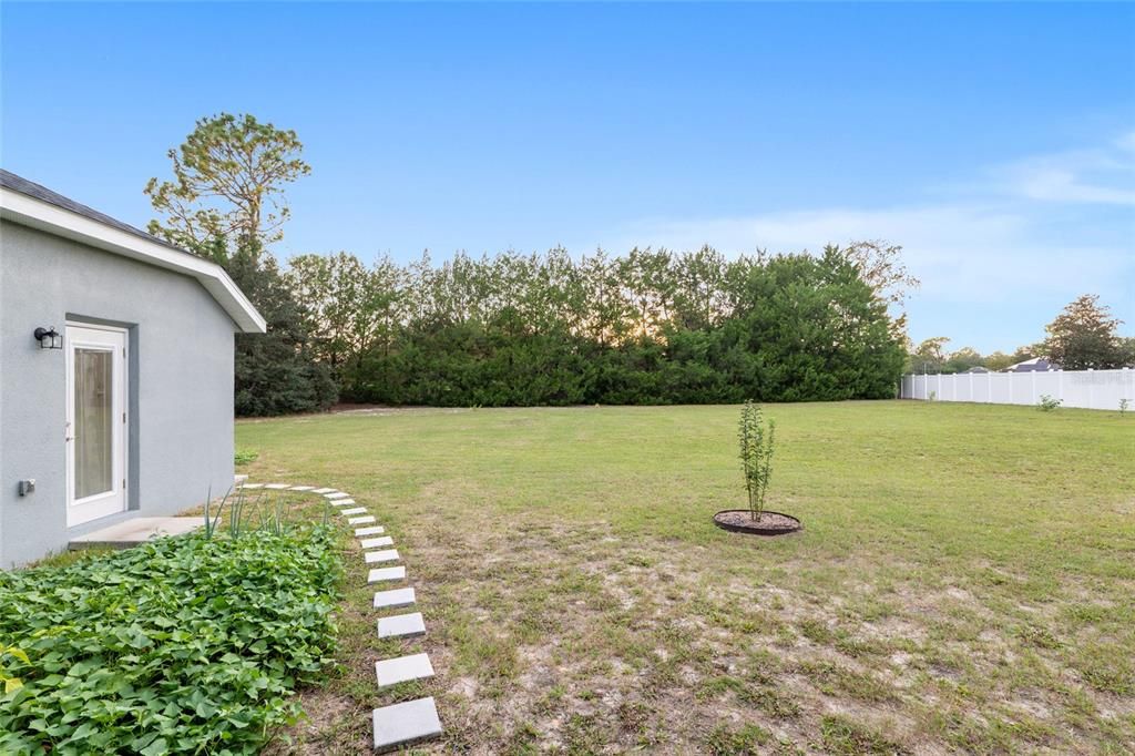 Activo con contrato: $519,000 (4 camas, 3 baños, 2916 Pies cuadrados)