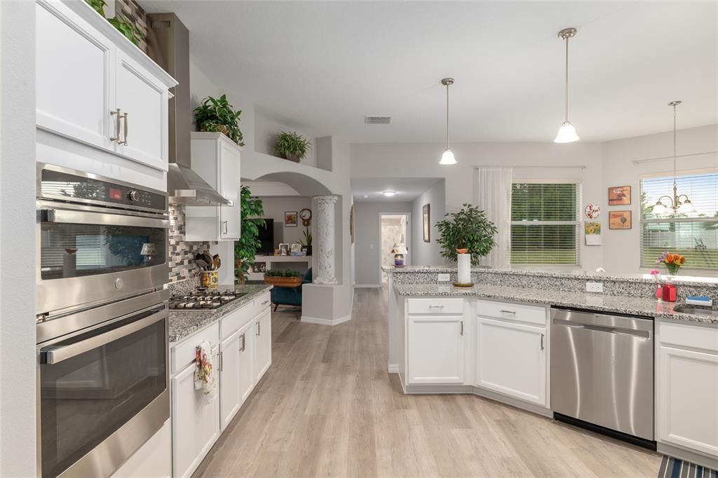 Activo con contrato: $519,000 (4 camas, 3 baños, 2916 Pies cuadrados)