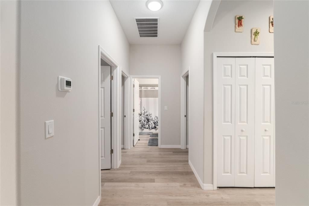 Activo con contrato: $519,000 (4 camas, 3 baños, 2916 Pies cuadrados)