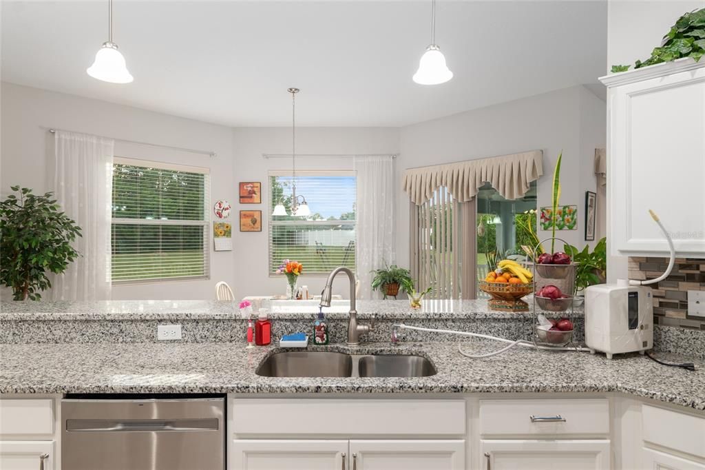 Activo con contrato: $519,000 (4 camas, 3 baños, 2916 Pies cuadrados)