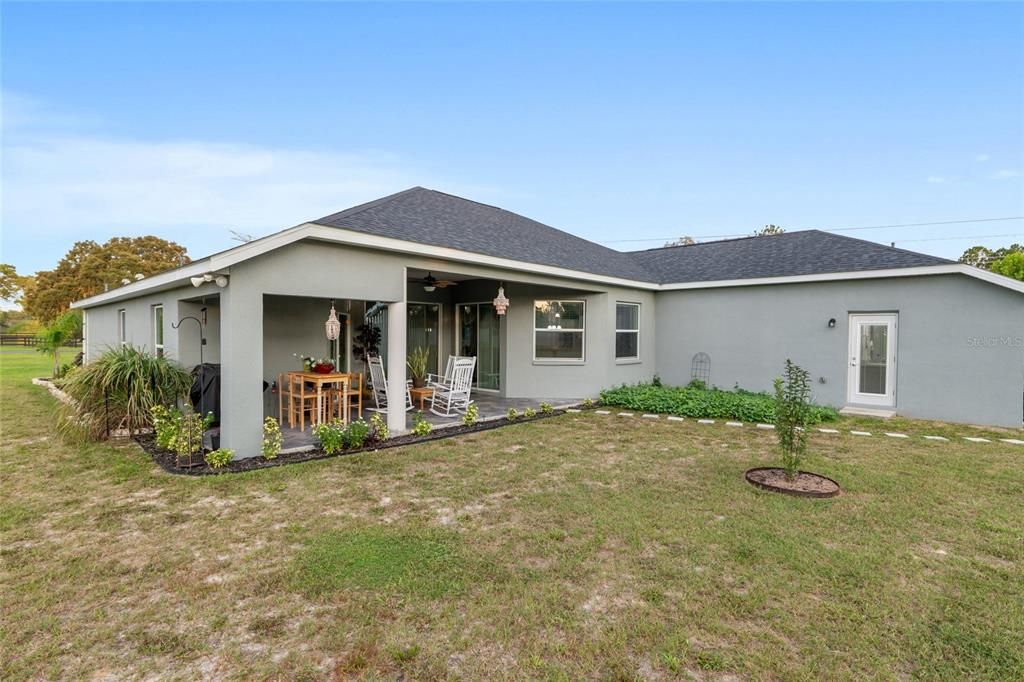 Activo con contrato: $519,000 (4 camas, 3 baños, 2916 Pies cuadrados)