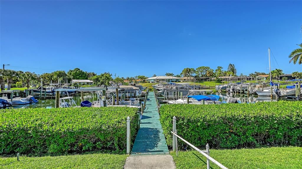 合同活跃: $749,900 (3 贝兹, 2 浴室, 2111 平方英尺)