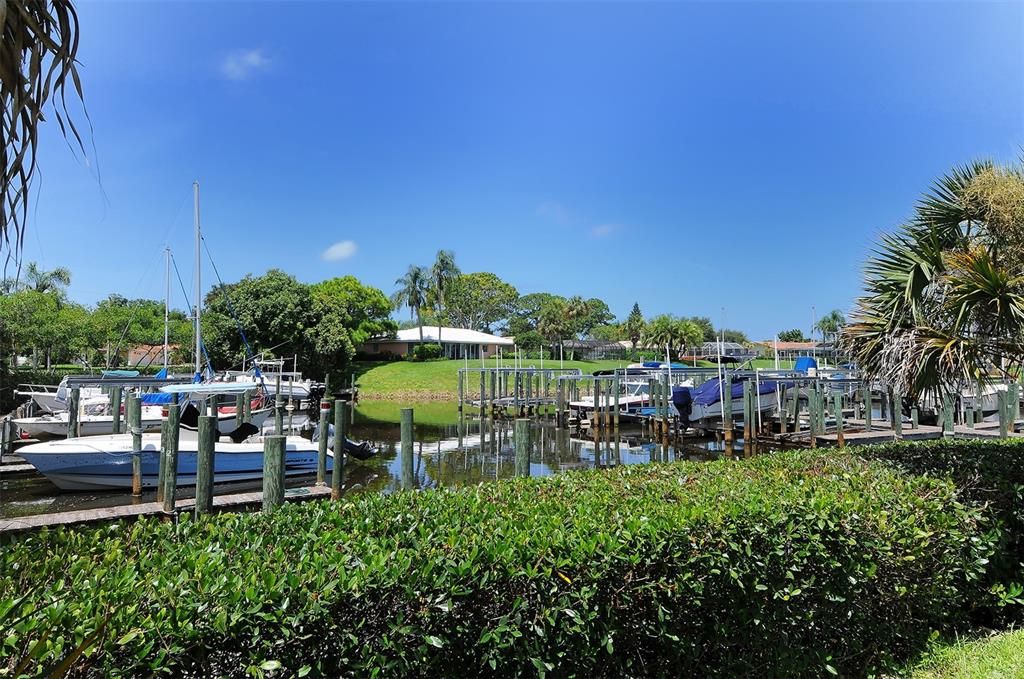 合同活跃: $749,900 (3 贝兹, 2 浴室, 2111 平方英尺)