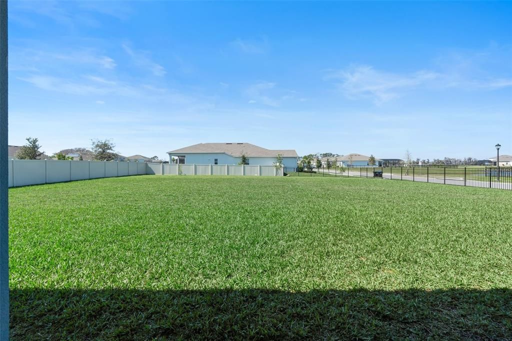 For Sale: $815,000 (5 beds, 3 baths, 4131 Square Feet)