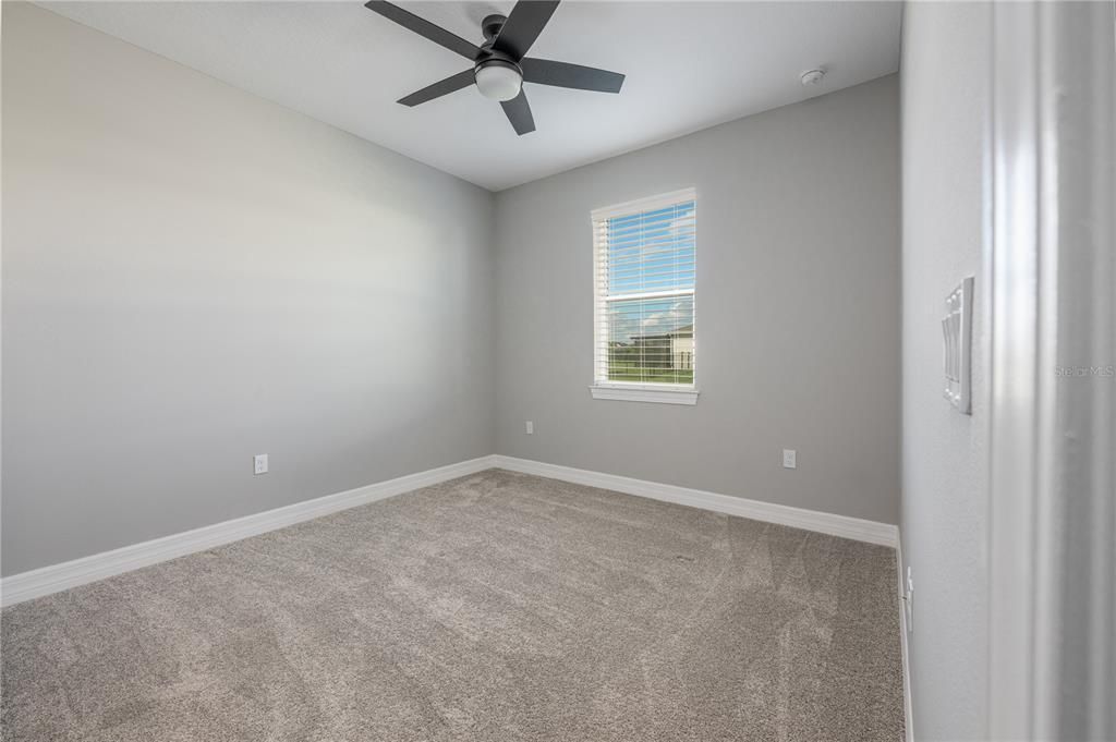 For Sale: $815,000 (5 beds, 3 baths, 4131 Square Feet)