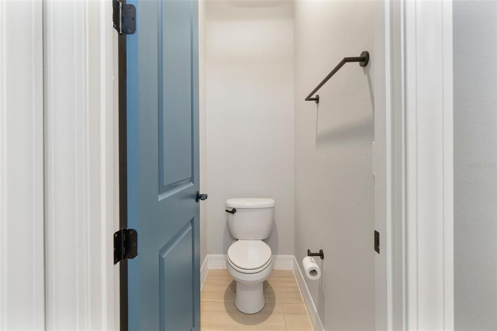 For Sale: $815,000 (5 beds, 3 baths, 4131 Square Feet)